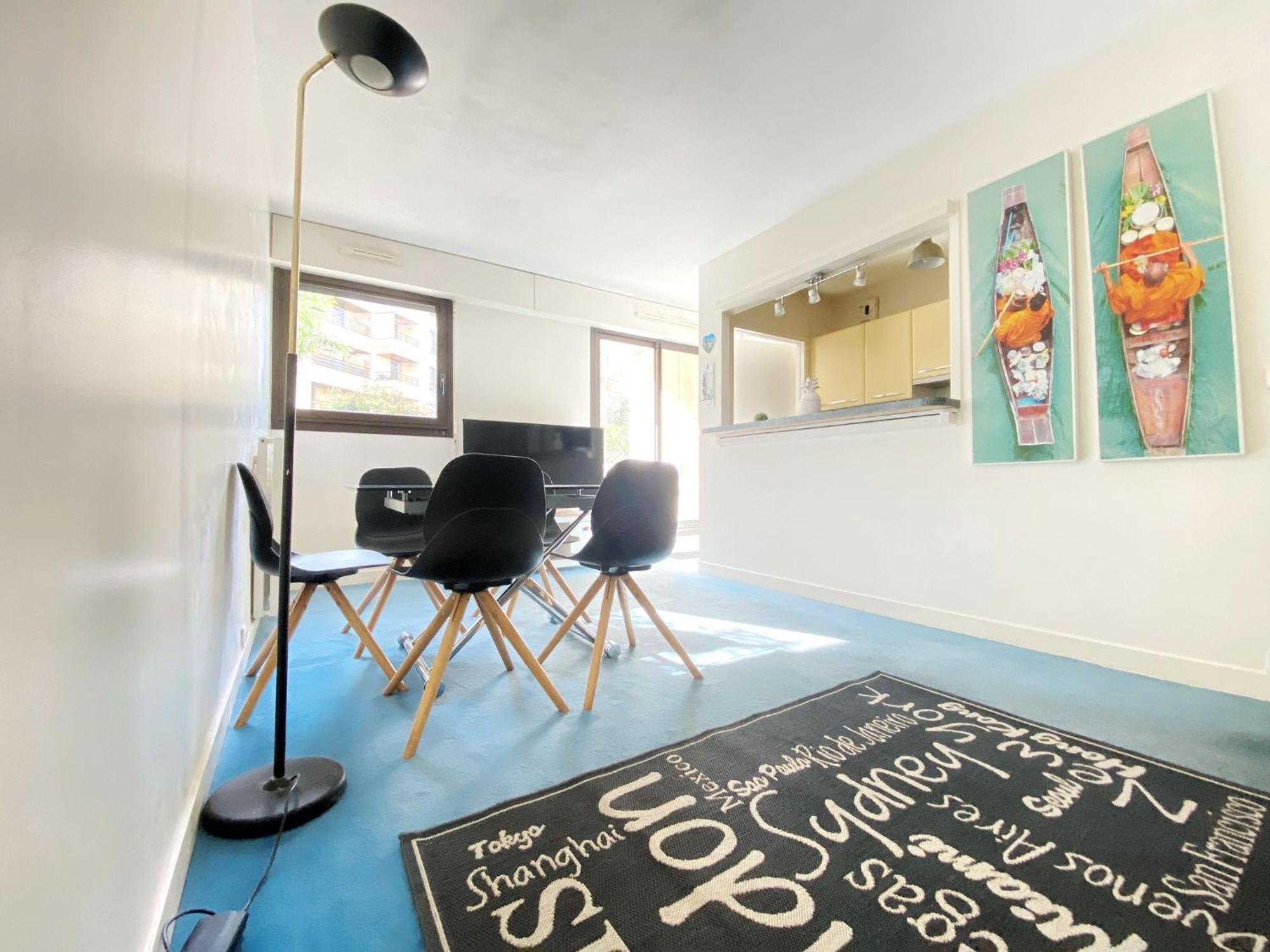 Superbe Appartement Terrasse لوفالوا بيريه المظهر الخارجي الصورة