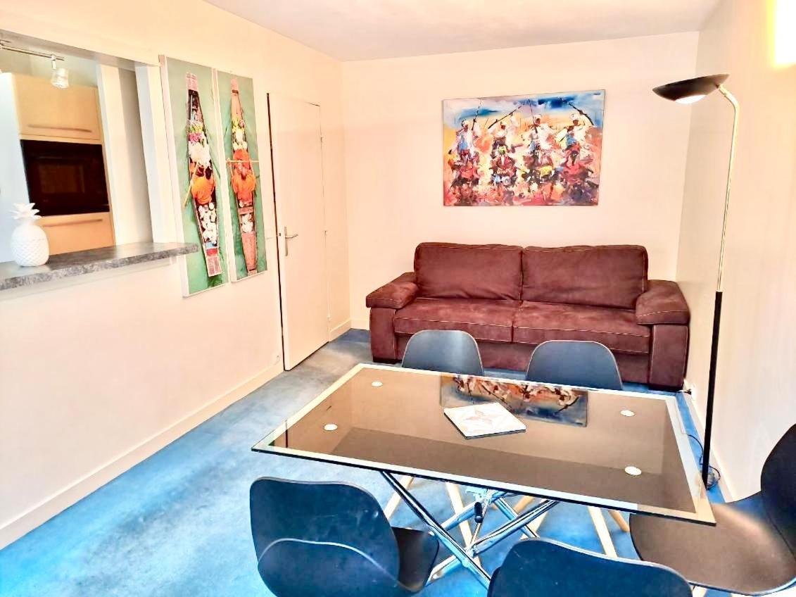 Superbe Appartement Terrasse لوفالوا بيريه المظهر الخارجي الصورة